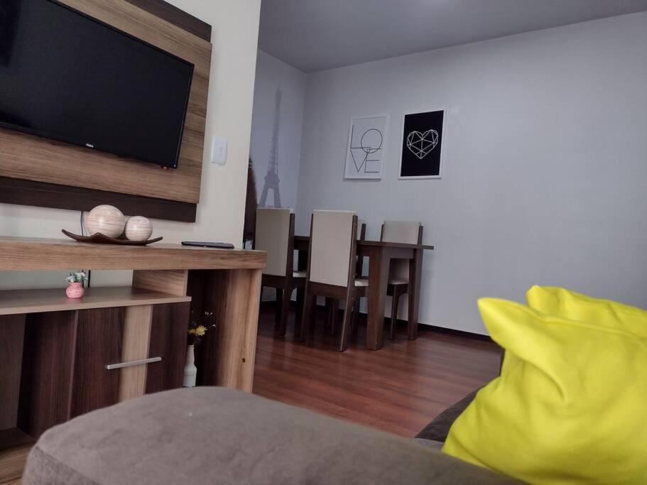Family Space Curitiba/Vaga De Garagem Gratis Экстерьер фото