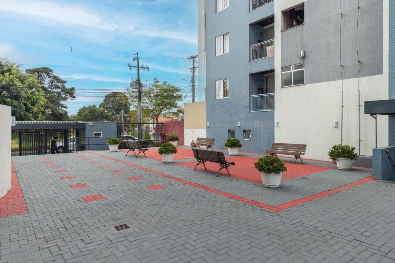 Family Space Curitiba/Vaga De Garagem Gratis Экстерьер фото